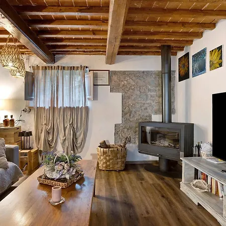 Casa Collicello Relax * كامايوري